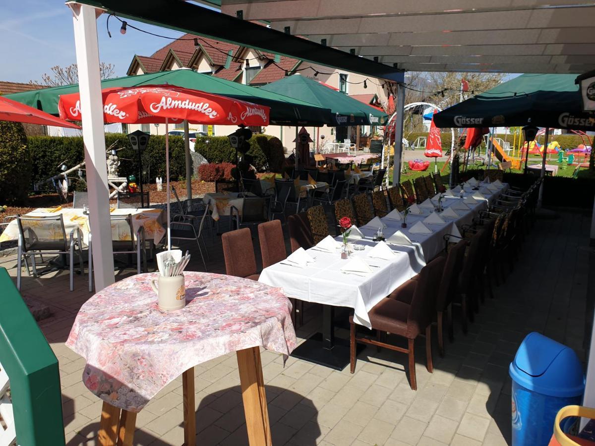 Restaurant Gaestehaus Seiger Sankt Lorenzen bei Knittelfeld Exterior photo