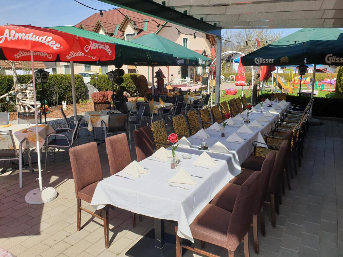 Restaurant Gaestehaus Seiger Sankt Lorenzen bei Knittelfeld Exterior photo